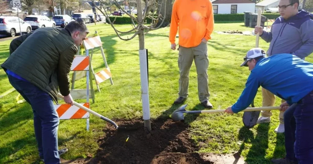 Celebrate Arbor Day in Oregon City on April 1