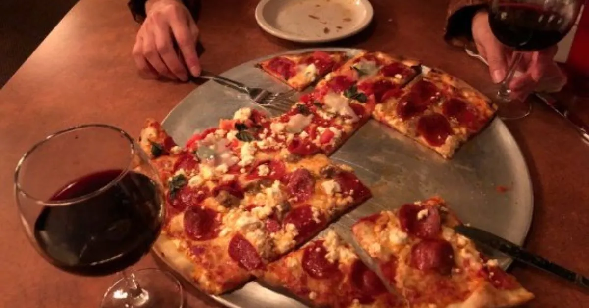 8 Cheesy Pizza Places in Wisconsin You Can't Miss 